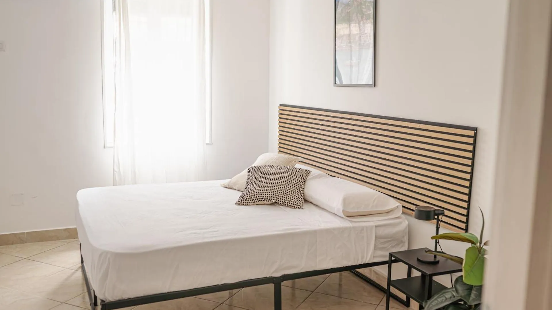 Cozy Core Residence Napoli Apartment